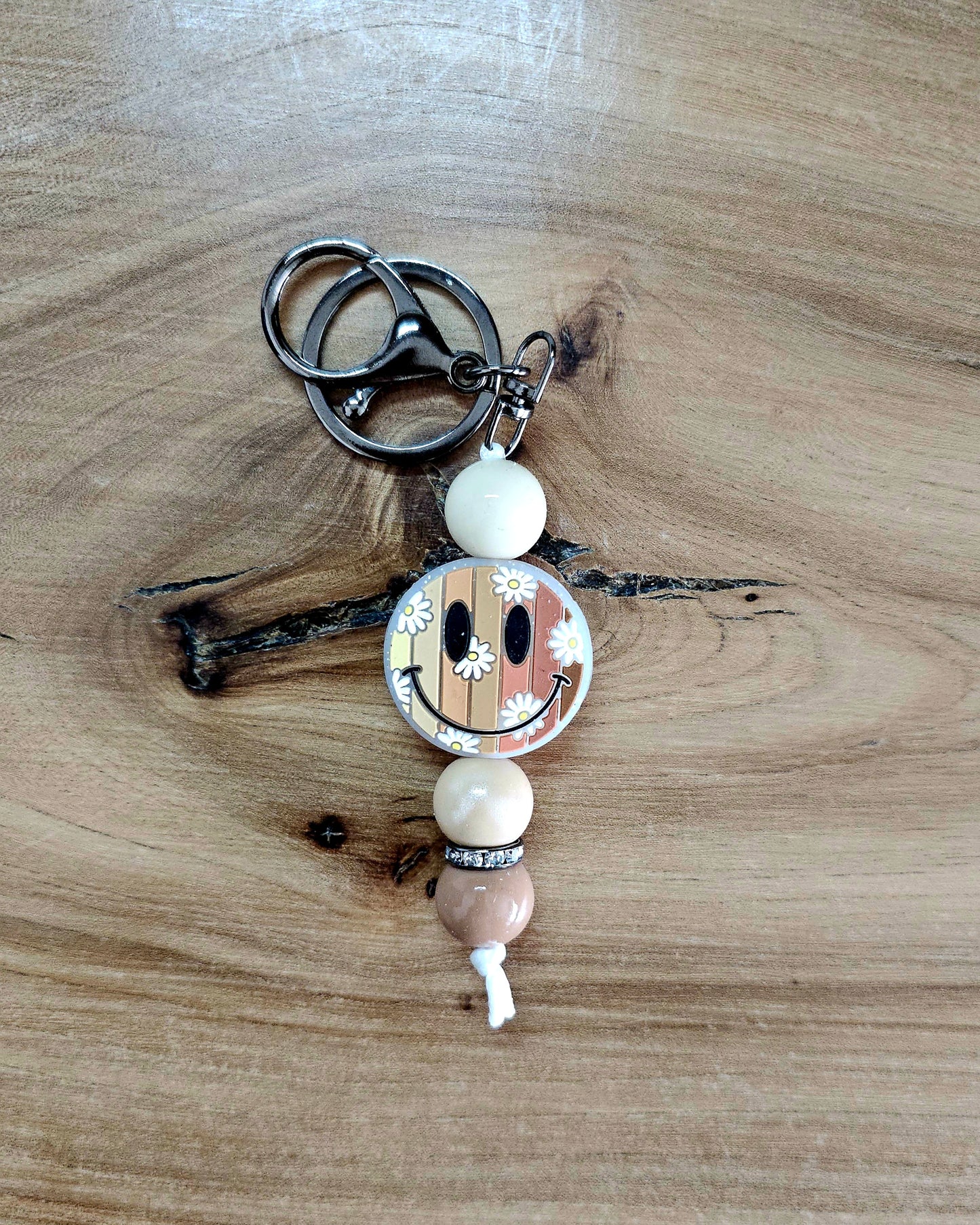 Boho Shiplap Smiley Face Keychain