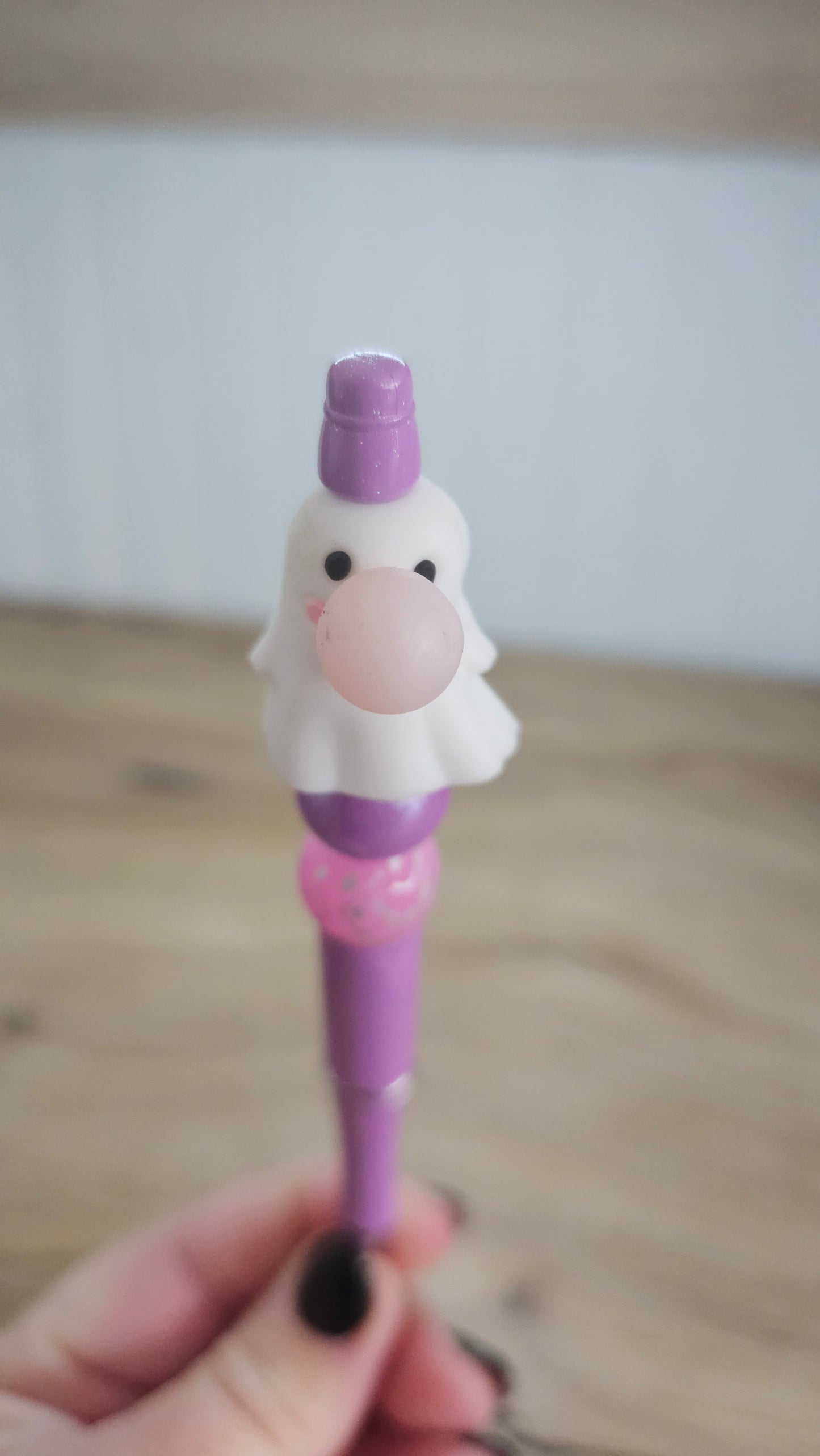 Bubblegum Ghost Beaded Pen