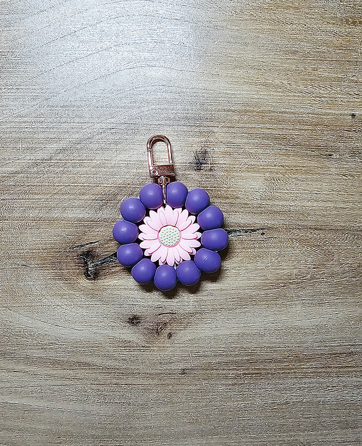 Pink Round Daisy Bagtag Keychain
