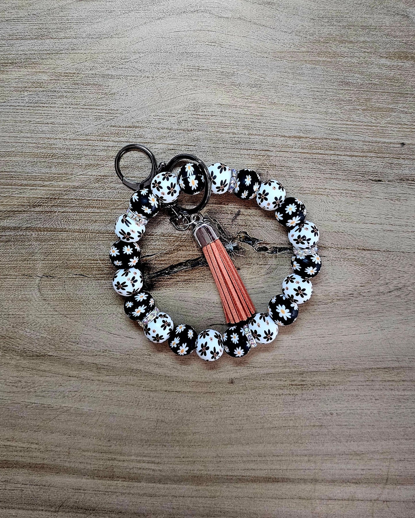 Black & White Daisy Beaded Wristlet Keychain with Blush Tassel