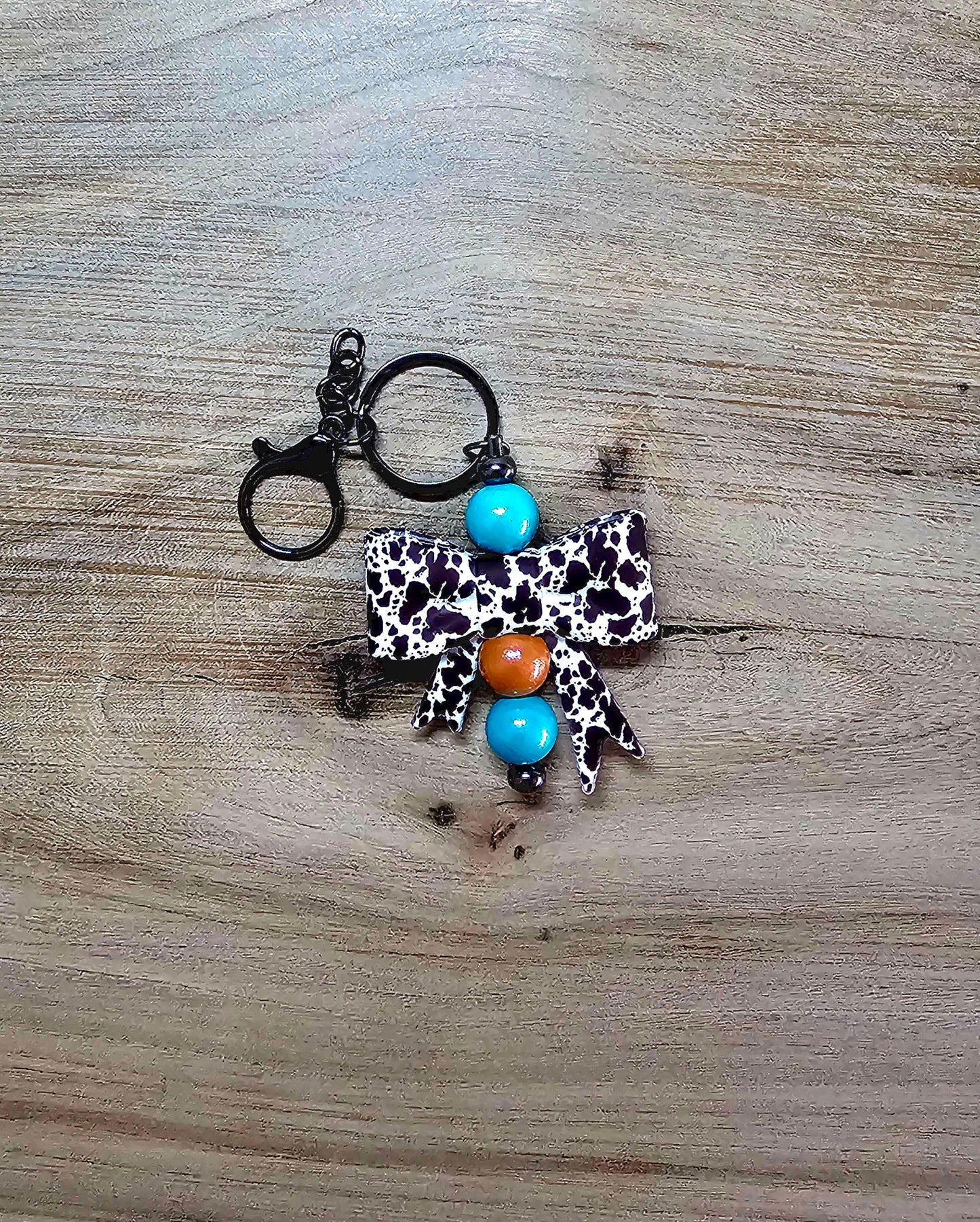 Cow Print Bow Keychain Charm – Western Turquoise Beaded Bag Accessory