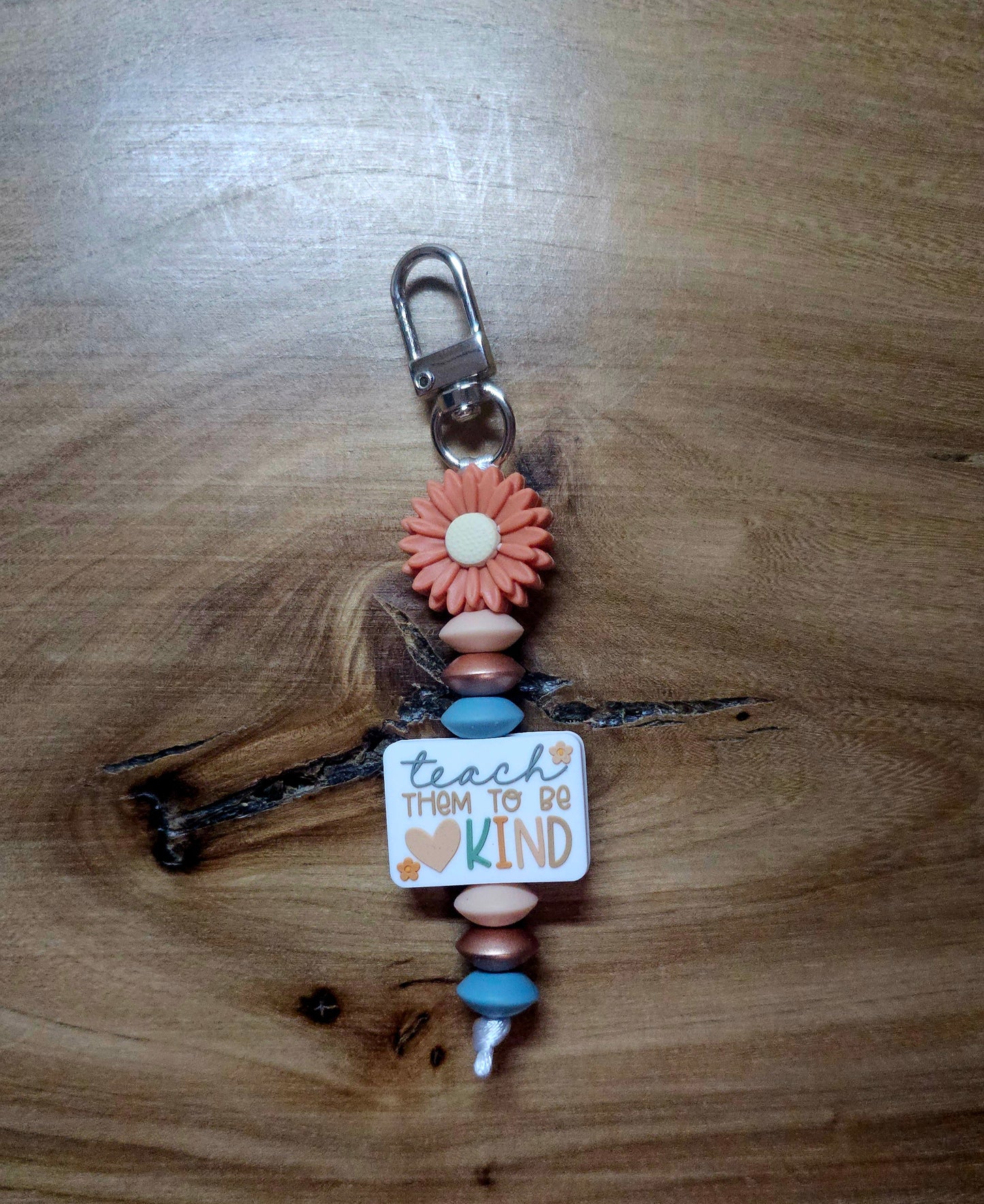 Teach Them to be Kind  Bagtag